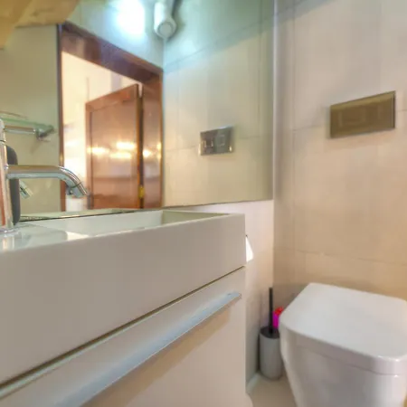 Cosy, 1br In The Heart Of