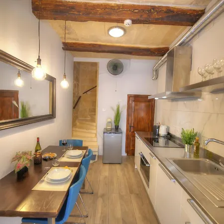 Cosy, 1br In The Heart Of شقة فاليتا